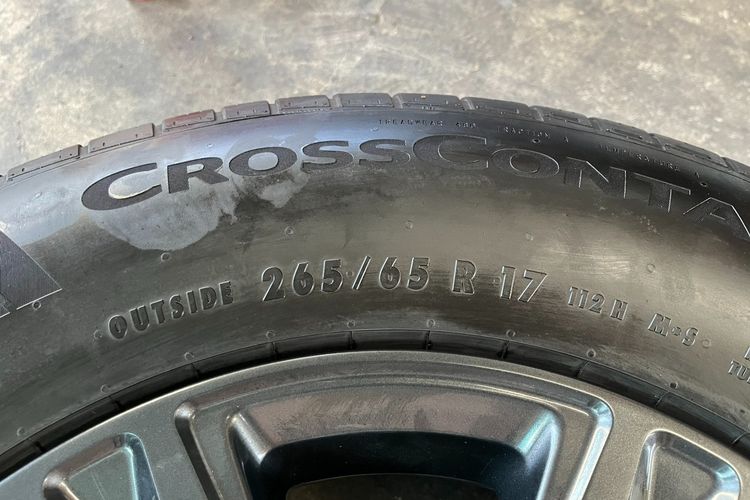 ✨ล้อแม็ก✨Toyota Revo ขอบ 17 สีเทาดำ พร้อมยาง 265-65-17 Continental💥ปี 25💥 รูปที่ 8