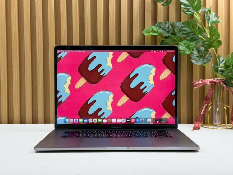 Apple Mackbook Pro 16 Inch แมค โอเอส 16 กิกะไบต์ อื่นๆ ใช่ MacBook Pro 15-inch,2019 Four Thunderbolt 3 ports Intel Core i7 Ram16GB SSD256GB SpaceGray