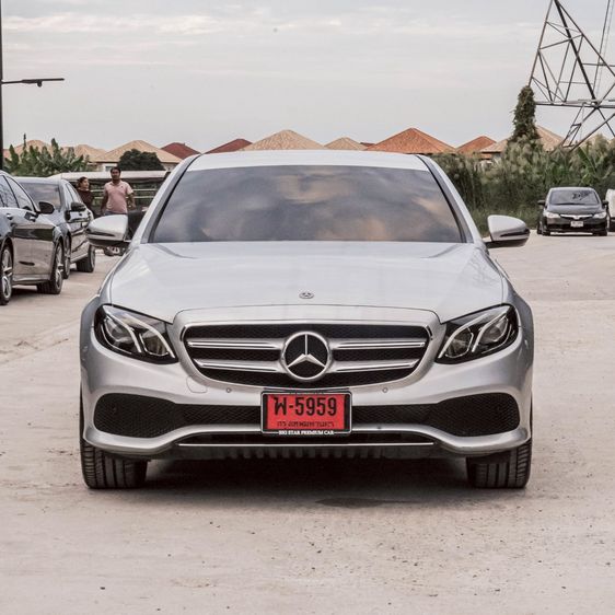 Mercedes-Benz E-Class 2017 E350 Sedan ปลั๊กอินไฮบริด (PHEV) ไม่ติดแก๊ส เกียร์อัตโนมัติ เทา รูปที่ 2