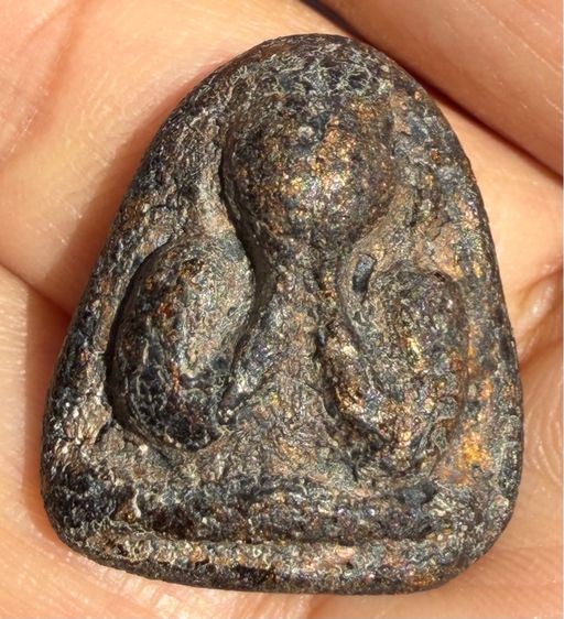 พระปิดตาหลังแบบ หลวงปู่ทิมวัดระหารไร่ ระยอง เนื้อว่านเก่าๆเเห้งๆเก่าๆผิวหิ้งเดิมๆ พระเก่าๆเหมาๆบ้านๆ พระคนแก่เก่าๆเก็บ081-3330446 L.tonyabu รูปที่ 15