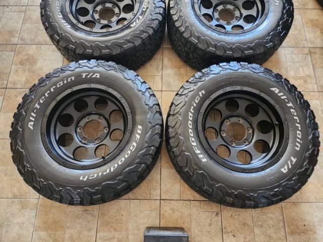 หยดน้ำ 16"×8" ออฟ0 ล้อแท้งาน Tk  สีเดิมๆยาง BF KO2  265 70 16 ปี17
 รูปที่ 3
