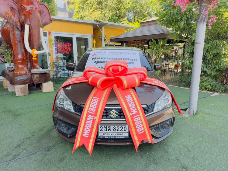 รถ Suzuki Ciaz 1.2 GL สี น้ำตาล