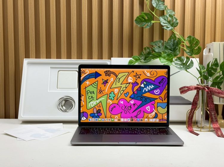 MacBook Pro (13-inch 2019 Two Thunderbolt 3 ports) Ram8gb SSD256gb SpaceGray