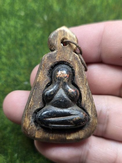 พระปิดตาหลวงพ่อแก้ววัดเครือวัลย์