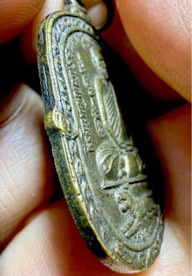 หลวงพ่อสุดวัดกาหลง ปี17 โลหะเก่าๆตรงยุค สวยๆคมชัดลึก พระดีมีพุทธคุณ พระเหมาๆบ้านๆ พระคนแก่เก่าๆเก็บ ทิ้งใว้ก่อนจากไป  รูปที่ 10