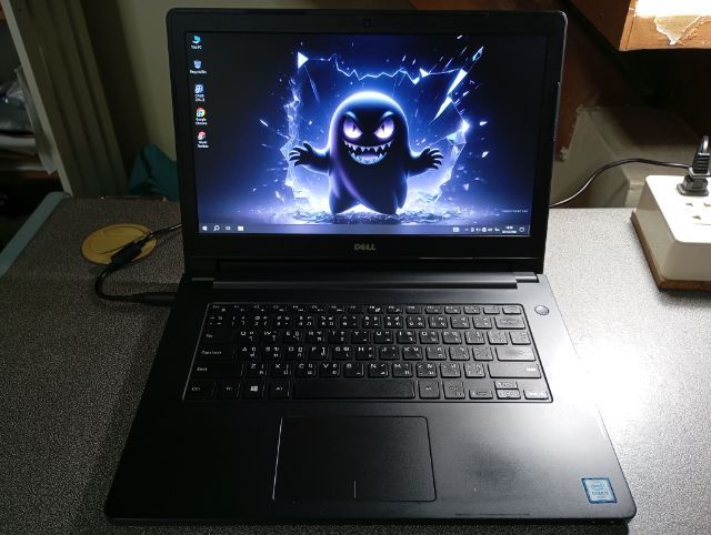 DELL Latitude 3470 Core i5 gen6
Ram 4 GB, SSD 120 GB
การ์ดจอแยก ดูหนังเล่นเกมส์ไม่มีสะดุด เครื่องสวยเหมือนใหม่