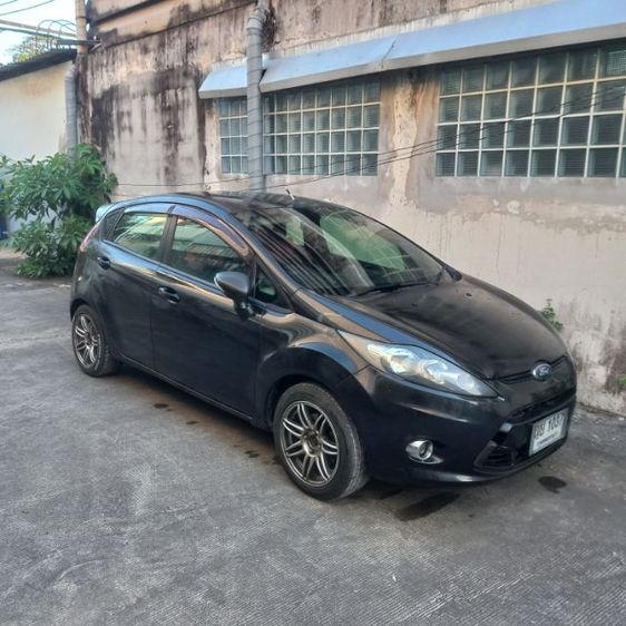 รถ Ford Fiesta 1.6 Sport สี ดำ