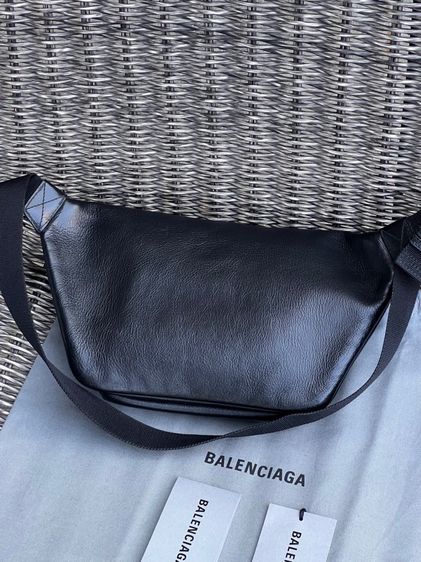BALENCIAGA Men Everyday Beltpack  รูปที่ 3