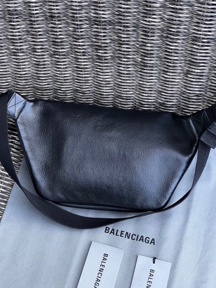 BALENCIAGA Men Everyday Beltpack  รูปที่ 4
