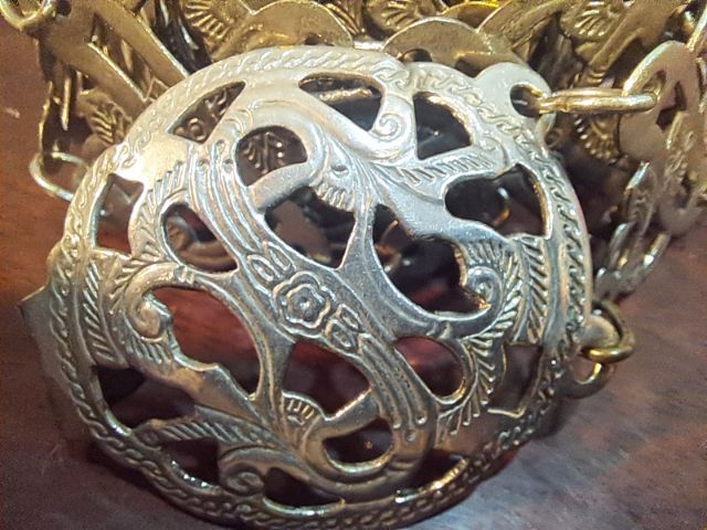 เข็มขัดเก่ามีตอก รูปที่ 2