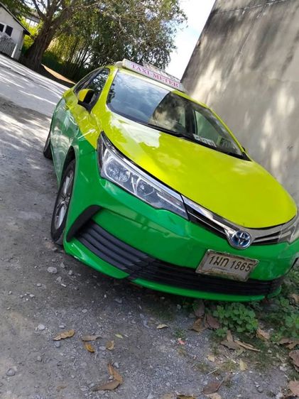 Toyota Altis 2014 1.6 CNG Sedan เบนซิน LPG เกียร์อัตโนมัติ เขียว รูปที่ 2