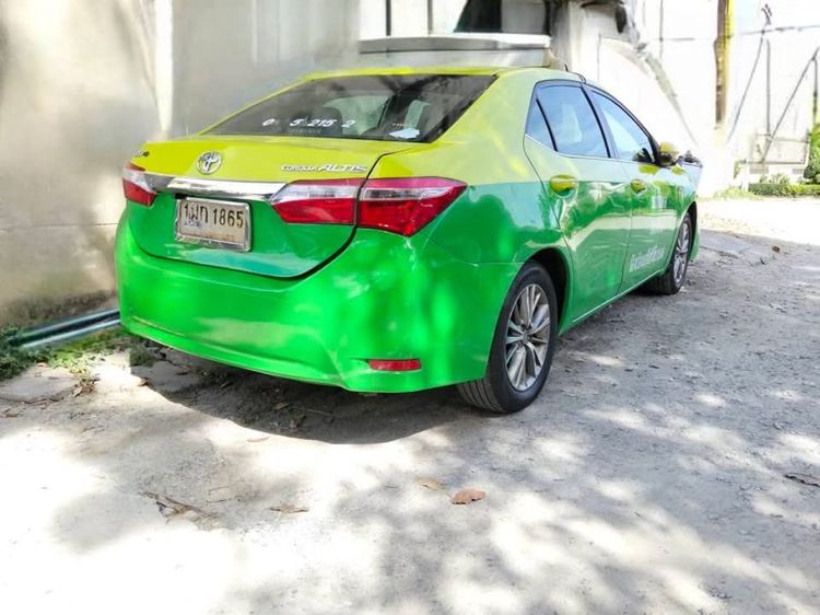 Toyota Altis 2014 1.6 CNG Sedan เบนซิน LPG เกียร์อัตโนมัติ เขียว รูปที่ 4