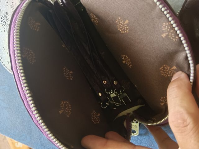 กระเป๋าคลัตช์หนังนกกระจอกเทศสีม่วง Mulberry รูปที่ 9