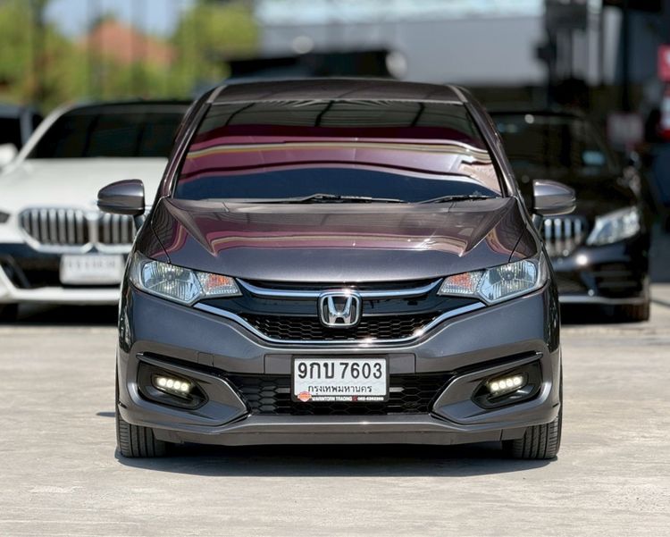 Honda Jazz 2019 1.5 V Plus i-VTEC Sedan เบนซิน ไม่ติดแก๊ส เกียร์อัตโนมัติ เทา รูปที่ 2