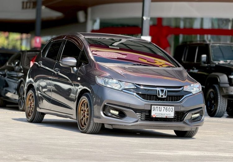 Honda Jazz 2019 1.5 V Plus i-VTEC Sedan เบนซิน ไม่ติดแก๊ส เกียร์อัตโนมัติ เทา รูปที่ 3