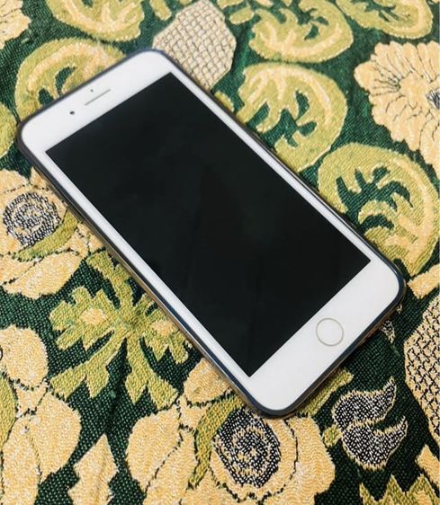 ไอโฟน 7plus  128GB ศูนย์ไทย สวยกริบๆๆ เหมือนนางฟ้า