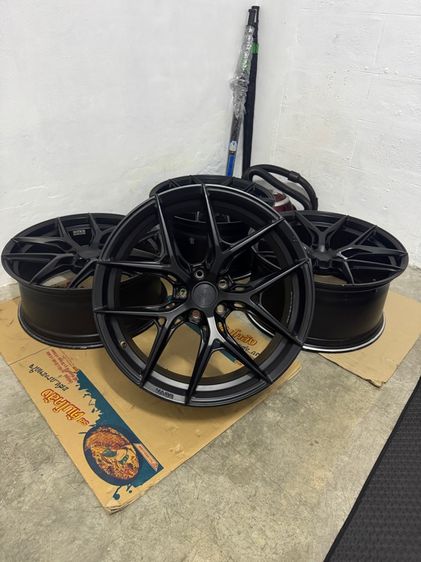 ขายล้อแท้ Vage VF04 ขอบ 20 Flow forming น้ำหนักเบา สีดำ เดิมๆ รูปที่ 5