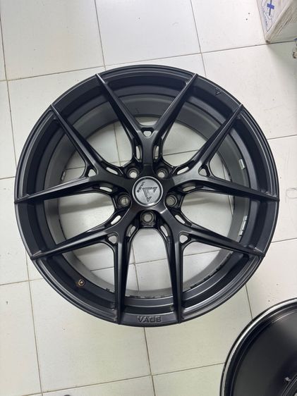 ขายล้อแท้ Vage VF04 ขอบ 20 Flow forming น้ำหนักเบา สีดำ เดิมๆ รูปที่ 2