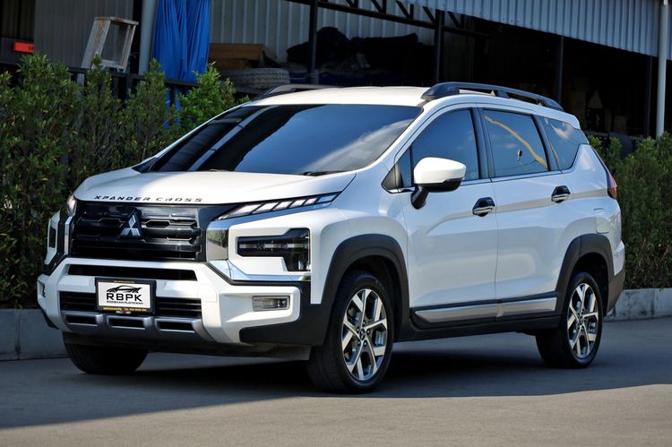 รถ Mitsubishi Xpander 1.5 Cross สี ขาว