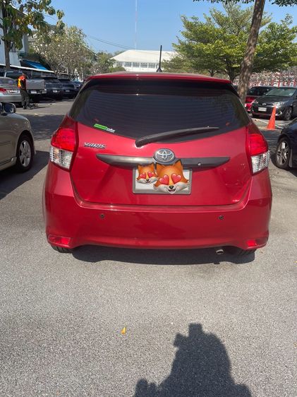Toyota Yaris 2013 1.2 J เบนซิน เกียร์อัตโนมัติ แดง รูปที่ 2