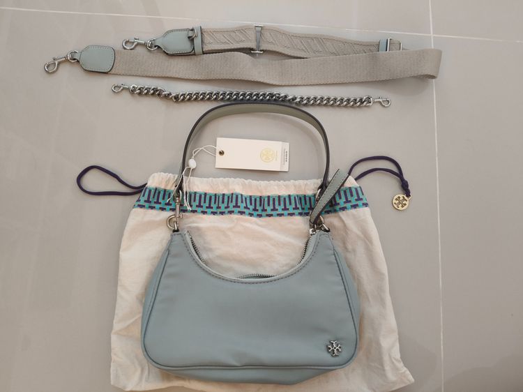 กระเป๋าสะพาย