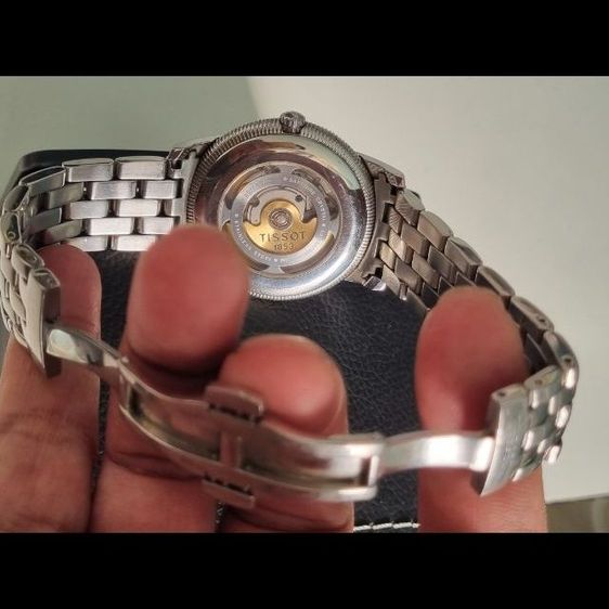 40มิล(Swiss Made)Tissot Classic ระบบออโต้สำรองพลังงาน 80 ชั่วโมง ไม่ใช้ถ่าน สภาพสวย ของจริงดูดีกว่าในรูปเยอะ รุ่นนี้ของใหม่เกือบ 30,000 บาท ขอส่งต่อ 9,500บาท ครับ รูปที่ 10