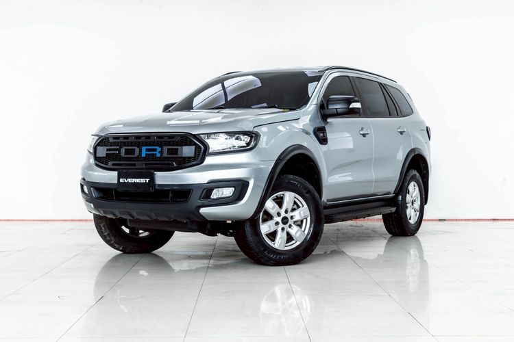 รถ Ford Everest 2.0 Turbo Trend สี เทา
