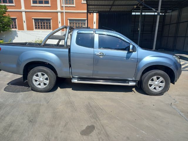 Isuzu D-MAX 2012 2.5 Hi-Lander Z Pickup ดีเซล เกียร์ธรรมดา ฟ้า รูปที่ 3
