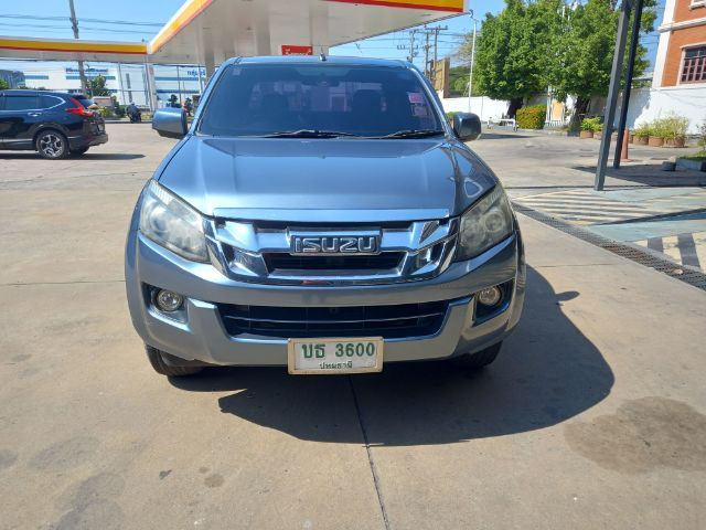 รถ Isuzu D-MAX 2.5 Hi-Lander Z สี ฟ้า