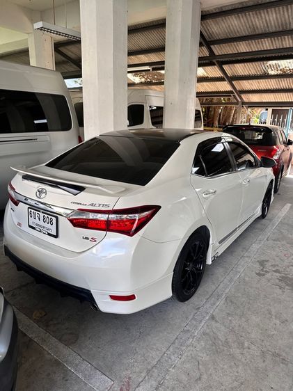 Toyota Altis 2015 1.8 S Sedan เบนซิน ไม่ติดแก๊ส เกียร์อัตโนมัติ ขาว รูปที่ 3