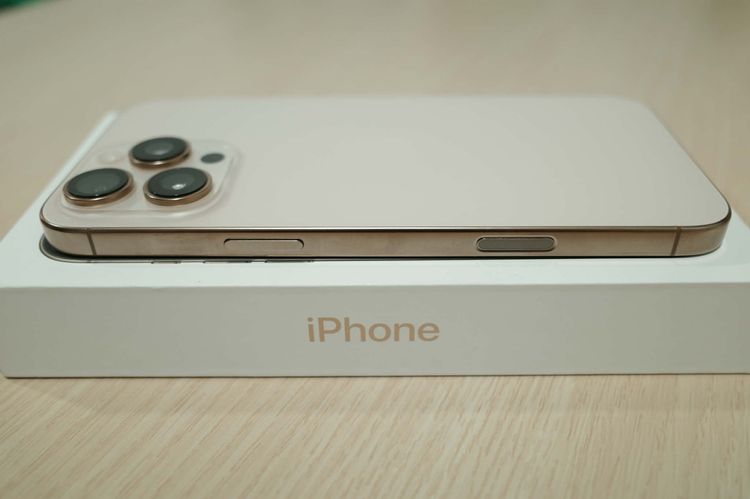 IPhone 16 Pro Max Color Desert Titanium Capacity 256GB รูปที่ 2