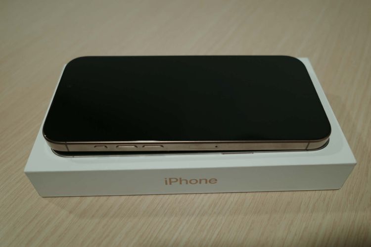 IPhone 16 Pro Max Color Desert Titanium Capacity 256GB รูปที่ 6