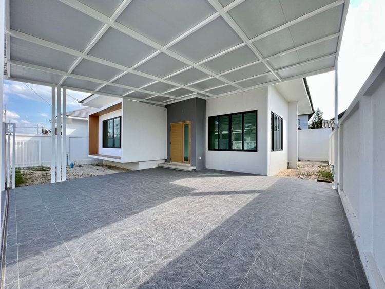 ไม่มี 2026 ใช่ บ้านเดี่ยว สร้างใหม่ ใกล้โรงเรียนศรีสุวิช โรงโป๊ะ-บางละมุง รูปที่ 3