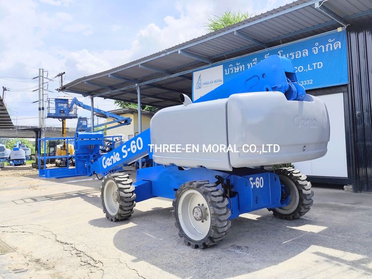 รถกระเช้า Boom Lift Genie S60  รูปที่ 2