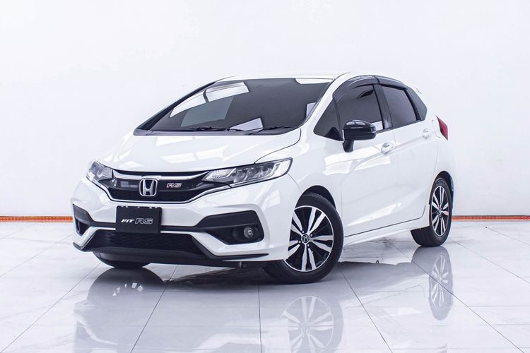 รถ Honda Jazz 1.5 RS i-VTEC สี ขาว