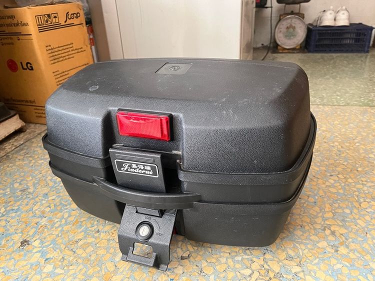 กล่องหลังมอเตอร์ไซค์