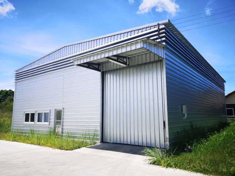 📦HR12F โกดังสำเร็จรูปให้เช่า  📌โกดังเช่าปิ่นทอง หนองขาม จังหวัดชลบุรี หลัง F ราคา 37,500 บาท ต่อเดือน 300ตรม.