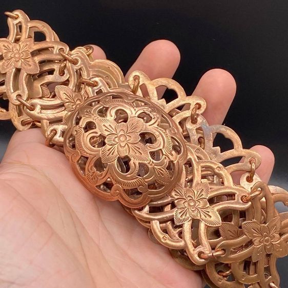 จิวเวอรี่เก่า เข็มขัดงานเก่า งานล้อเข็มขัดนาก 🧡งานเหมือนสุดๆ มีตอกทุกข้อ ยาว 40 นิ้ว ปัจจุบันหายากแล้วค่ะ 