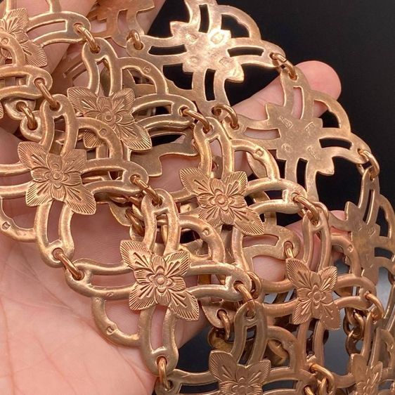 เข็มขัดงานเก่า งานล้อเข็มขัดนาก 🧡งานเหมือนสุดๆ มีตอกทุกข้อ ยาว 40 นิ้ว ปัจจุบันหายากแล้วค่ะ  รูปที่ 4