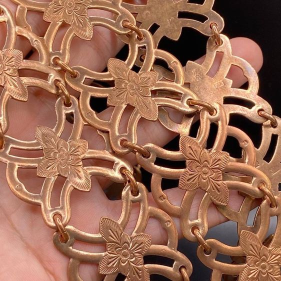 เข็มขัดงานเก่า งานล้อเข็มขัดนาก 🧡งานเหมือนสุดๆ มีตอกทุกข้อ ยาว 40 นิ้ว ปัจจุบันหายากแล้วค่ะ  รูปที่ 2