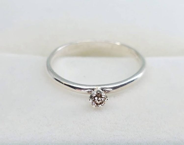 แหวนเงินแท้งานเก่า ประดับเพชรแท้💎สีแชมเปญ ขนาดประมาณ 0.08 ct.  รูปที่ 2