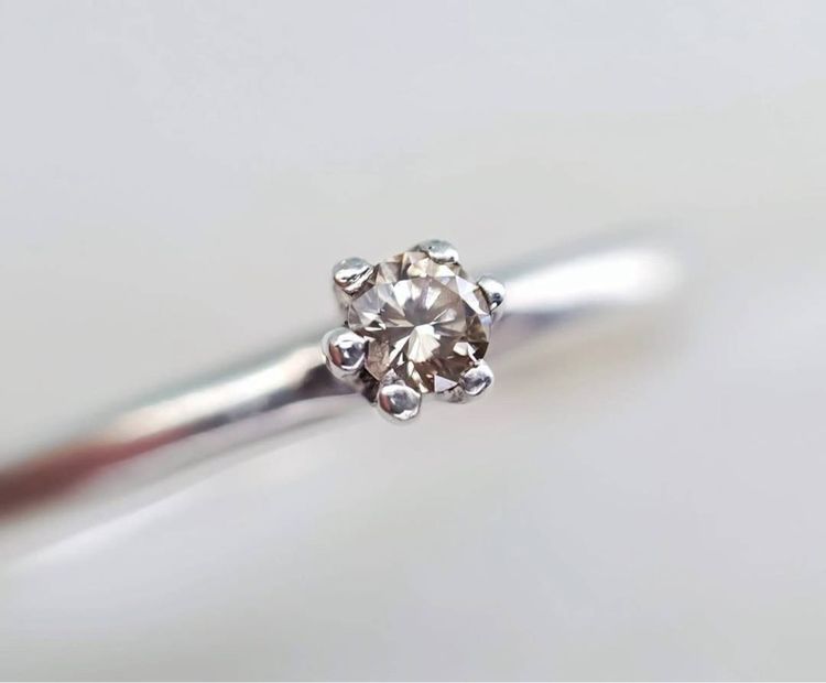 แหวนเงินแท้งานเก่า ประดับเพชรแท้💎สีแชมเปญ ขนาดประมาณ 0.08 ct.  รูปที่ 3