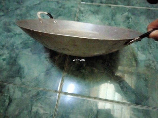 กะทะเหล็ก 14 นิ้ว