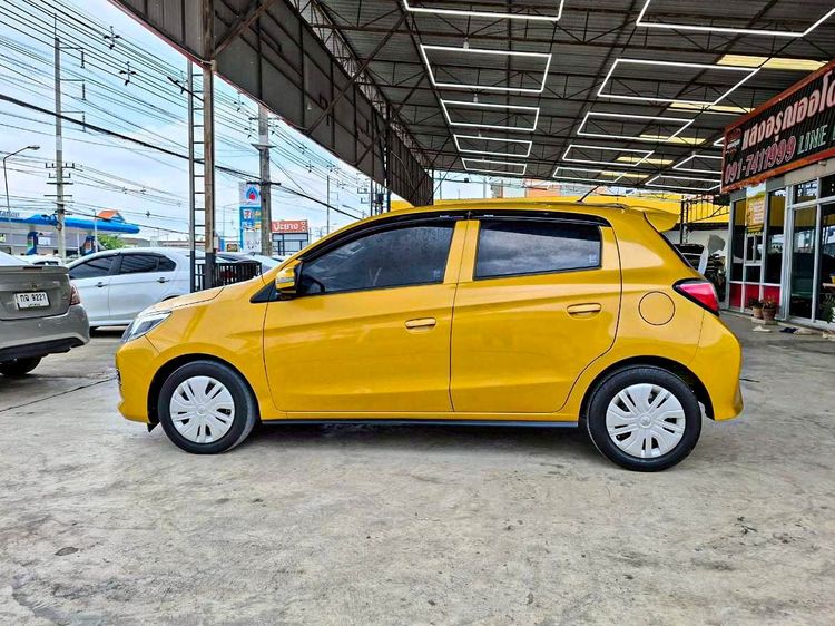 Mitsubishi Mirage 2020 1.2 GLX Sedan เบนซิน ไม่ติดแก๊ส เกียร์อัตโนมัติ เหลือง รูปที่ 4