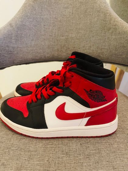 nike air jordan 1mid   สภาพใหม่กริบ รูปที่ 2