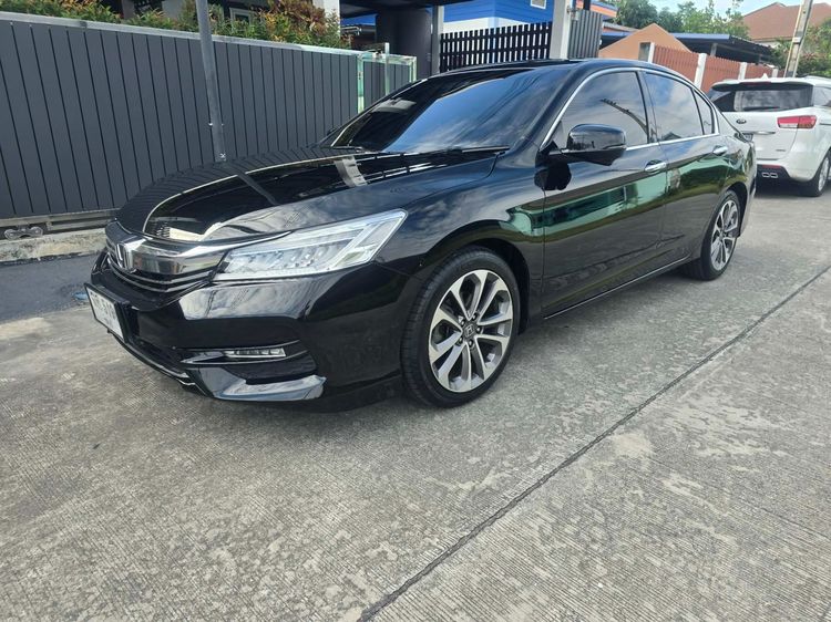 Honda Accord 2017 2.0 EL i-VTEC Sedan เบนซิน ไม่ติดแก๊ส เกียร์อัตโนมัติ ดำ รูปที่ 4
