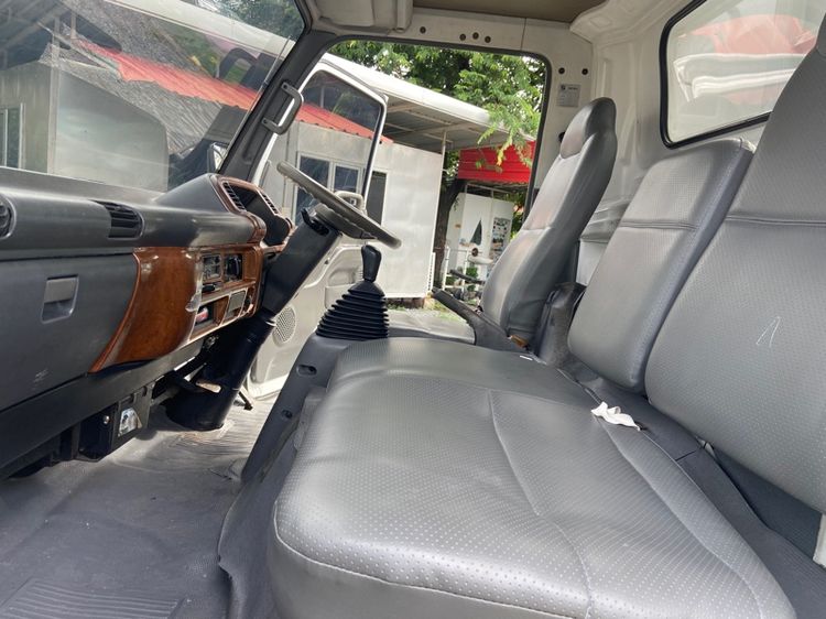 ดาวน์เพียง 29,000 บาท   6ล้อ กระบะคอก ISUZU NQR 175แรง  กระบะยาว 4.10 เมตร รูปที่ 8