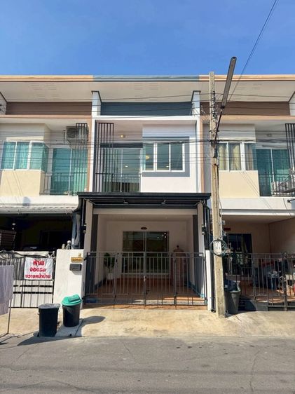 🎉 บ้าน2 ชั้น ที่ราคาไม่ถึง 2 ล้าน และถนนหน้าบ้านกว้างมาก 🔜 ทำเลไทยรามัญ เฟอร์นิเจอร์จัดเต็มในราคาสุดว้าวววว 🏡