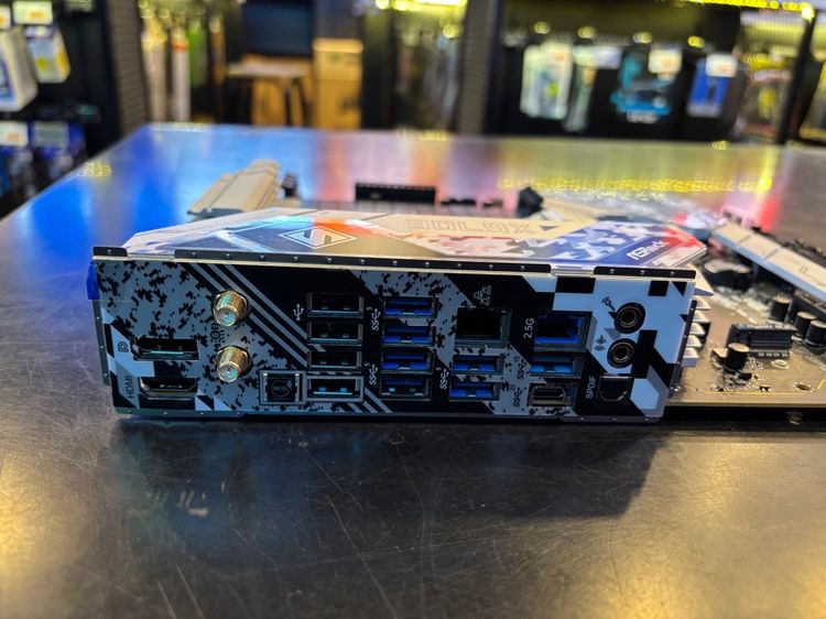 mainboard am5 x670e steel legend รูปที่ 3