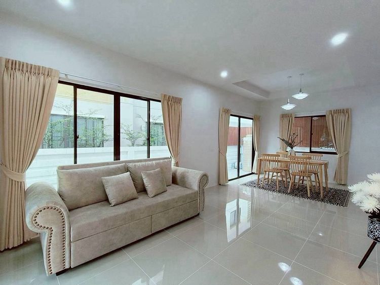 ตกแต่งครบ 🏡 บ้านแฝด 2 ชั้น สไตล์บ้านเดี่ยว หมู่บ้านพร้อมพัฒน์ไพร์ม ถนนปัญญาอินทรา ใกล้ ซาฟารีเวิลด์ ใกล้ห้างแฟชั่น 🏡 รูปที่ 3